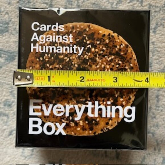 🧡New Cards Against Humanity Everything Box - Picture 3 of 8